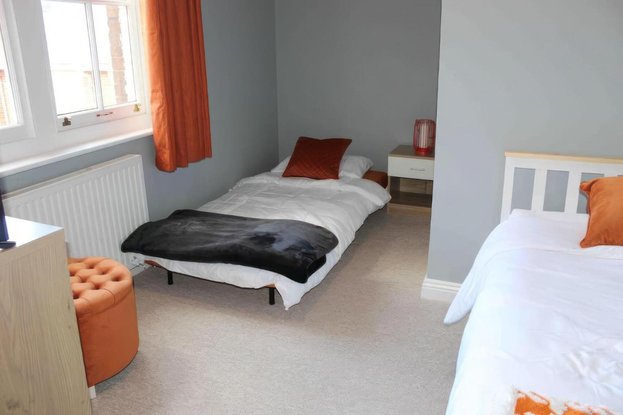 Lovely 2 Bed 2 Bath Flat With Free Parking Poole Εξωτερικό φωτογραφία