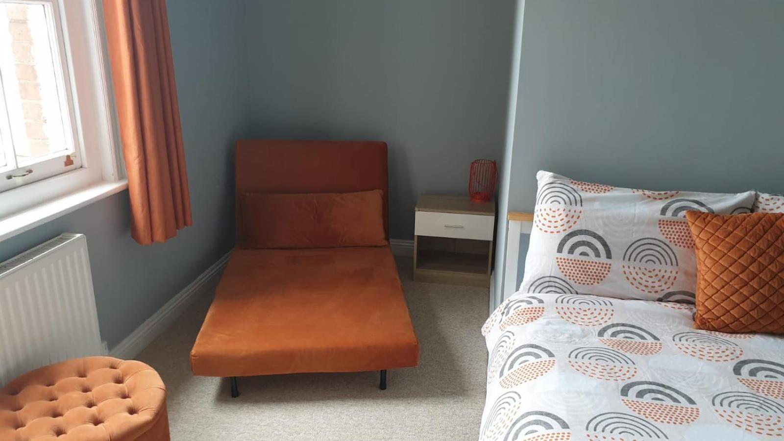 Lovely 2 Bed 2 Bath Flat With Free Parking Poole Εξωτερικό φωτογραφία